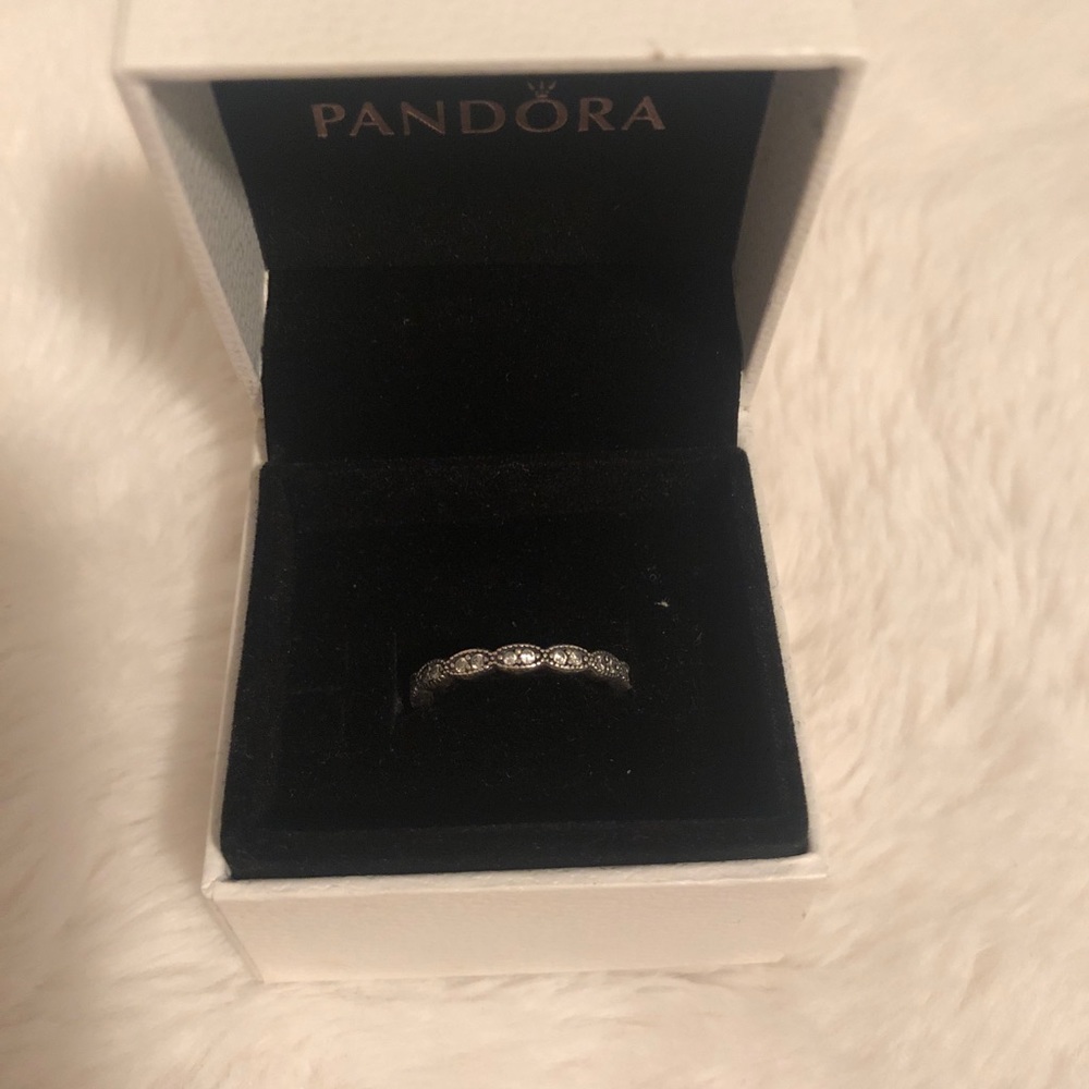 Pandora ring
